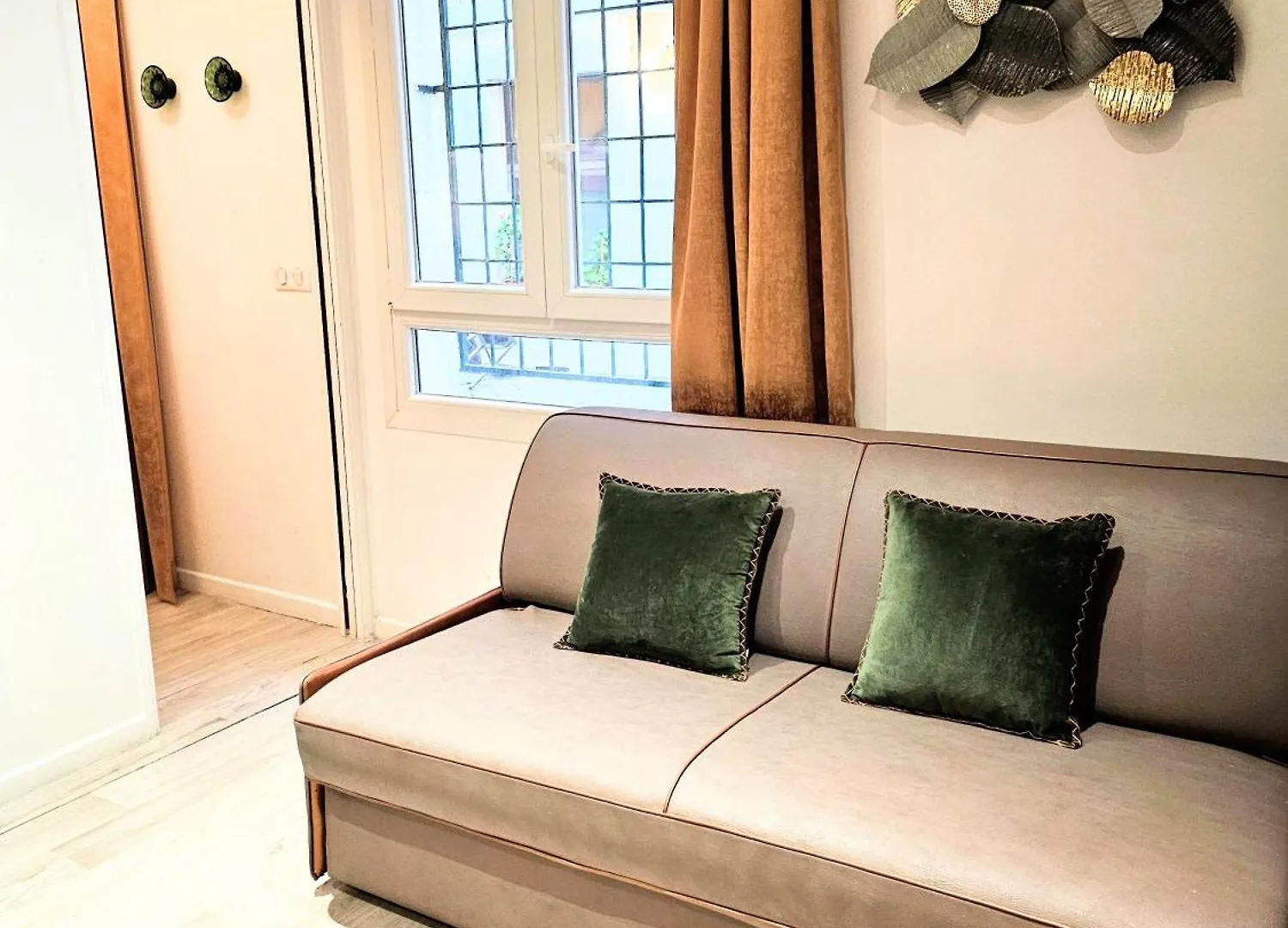 Zzz Invalides - Beautiful Flat Elegant Part Of *